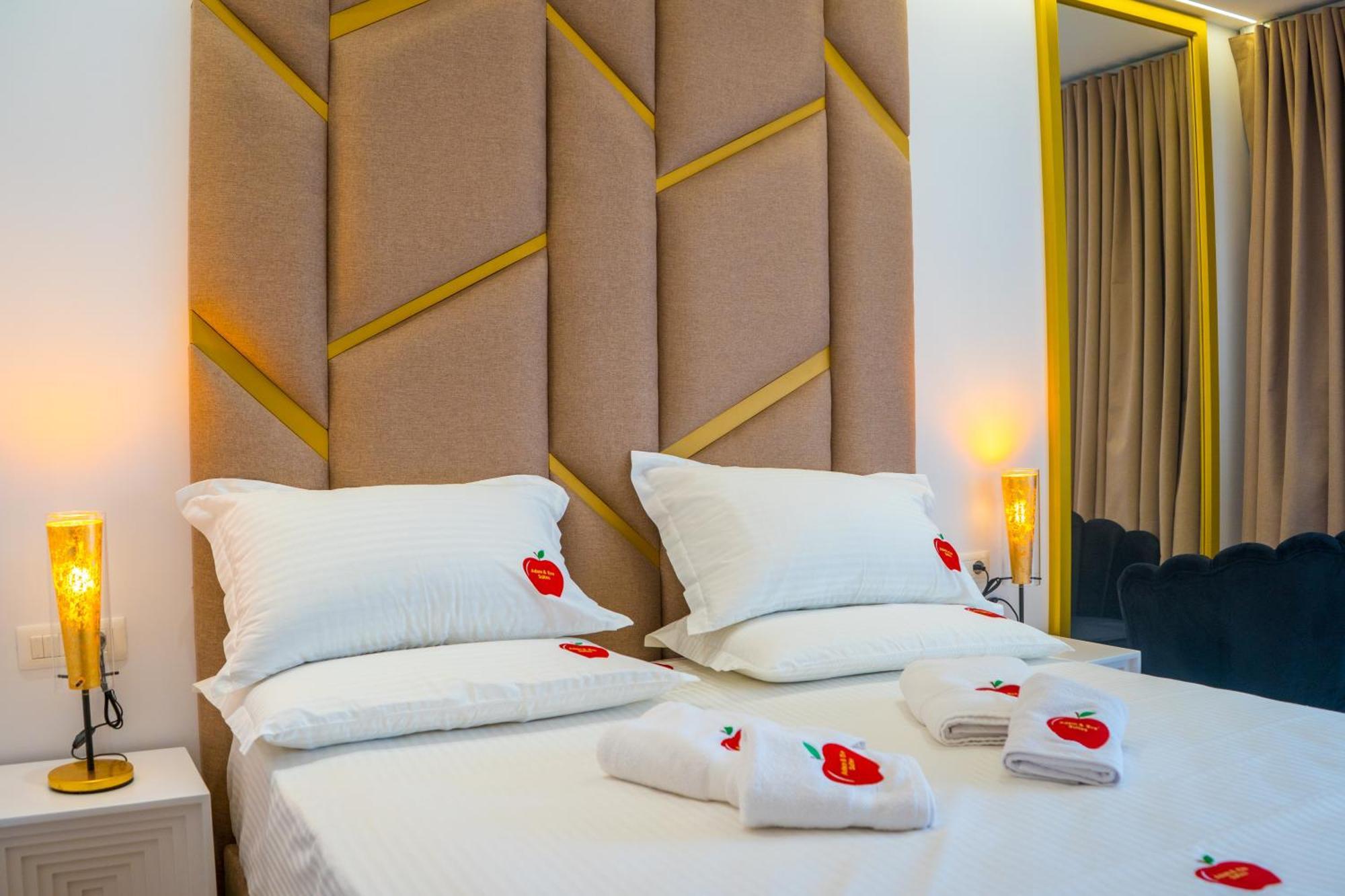 Adam & Eve Suites Sarande Exterior photo